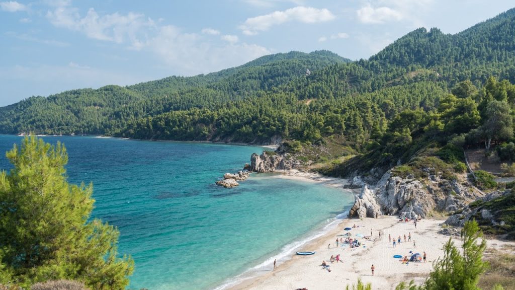 vourvourou-beach-halkidiki